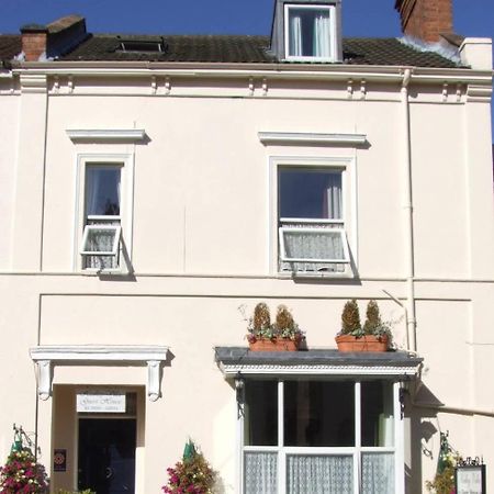Hedley Villa Guest House Leamington Spa Ngoại thất bức ảnh