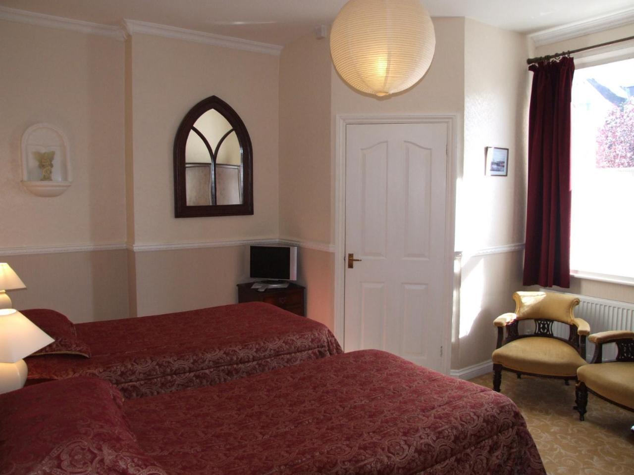 Hedley Villa Guest House Leamington Spa Ngoại thất bức ảnh
